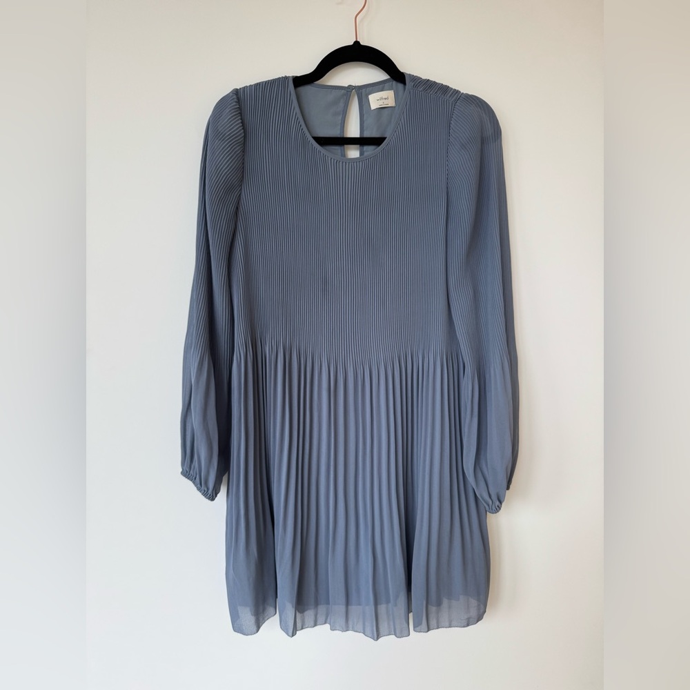 Aritzia Daydreamer Dress - Small